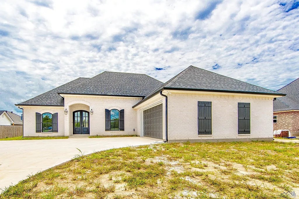 511 Lancaster Dr