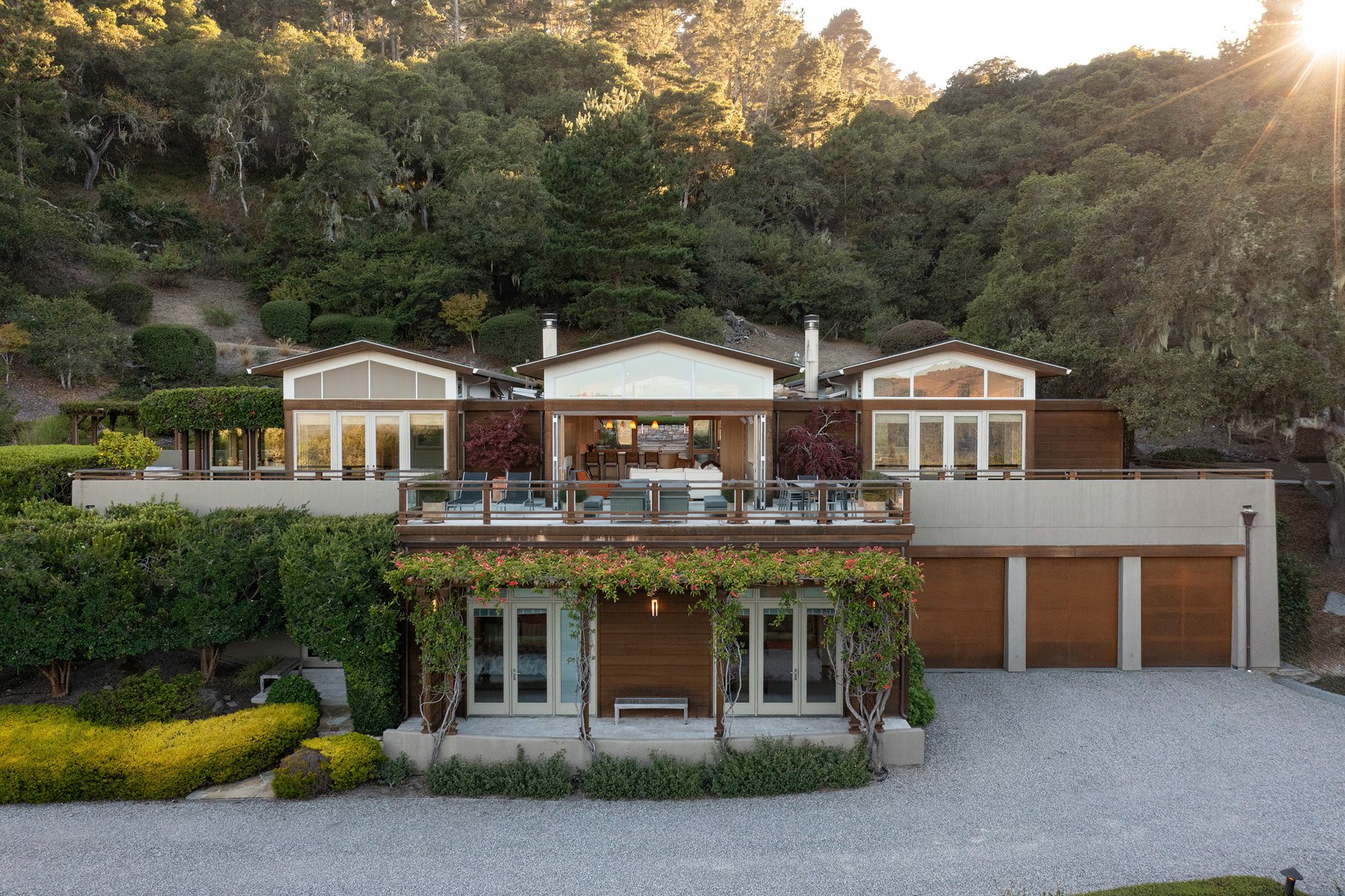 Where Modern Elegance Meets Coastal Serenity