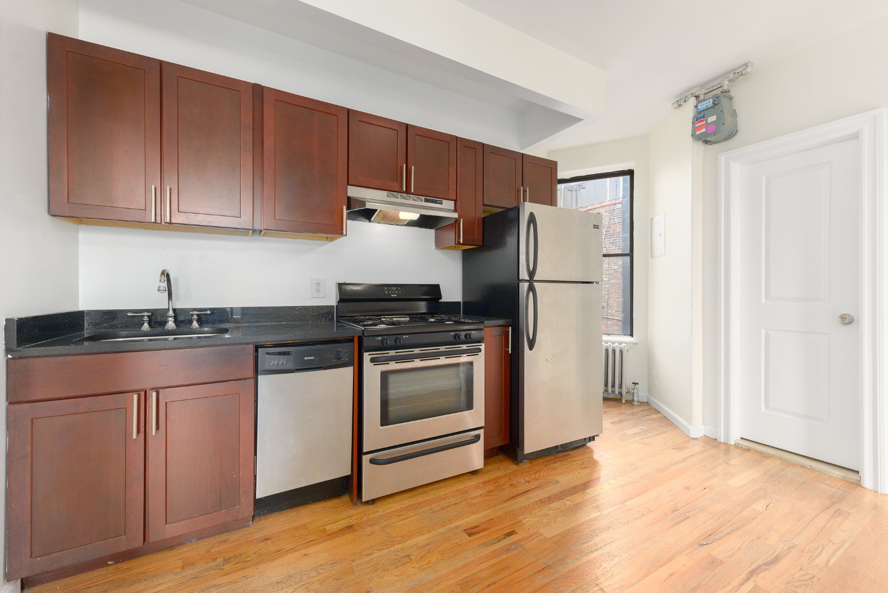339 East 12th Street Unit: 32
