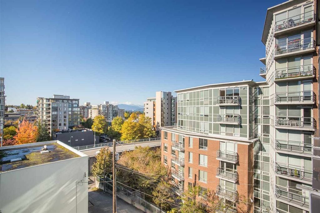 602 W 8th Ave, #1555