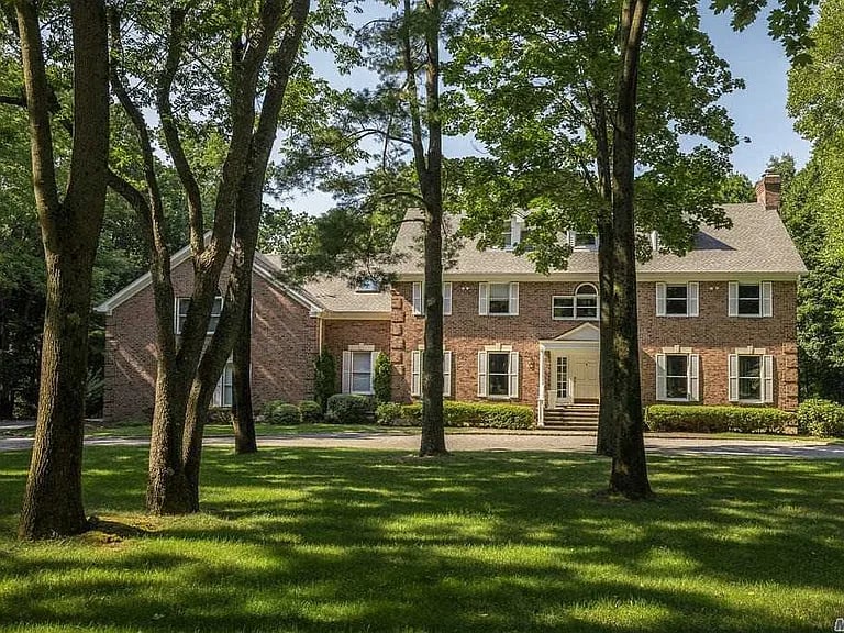 26 Crane Rd
