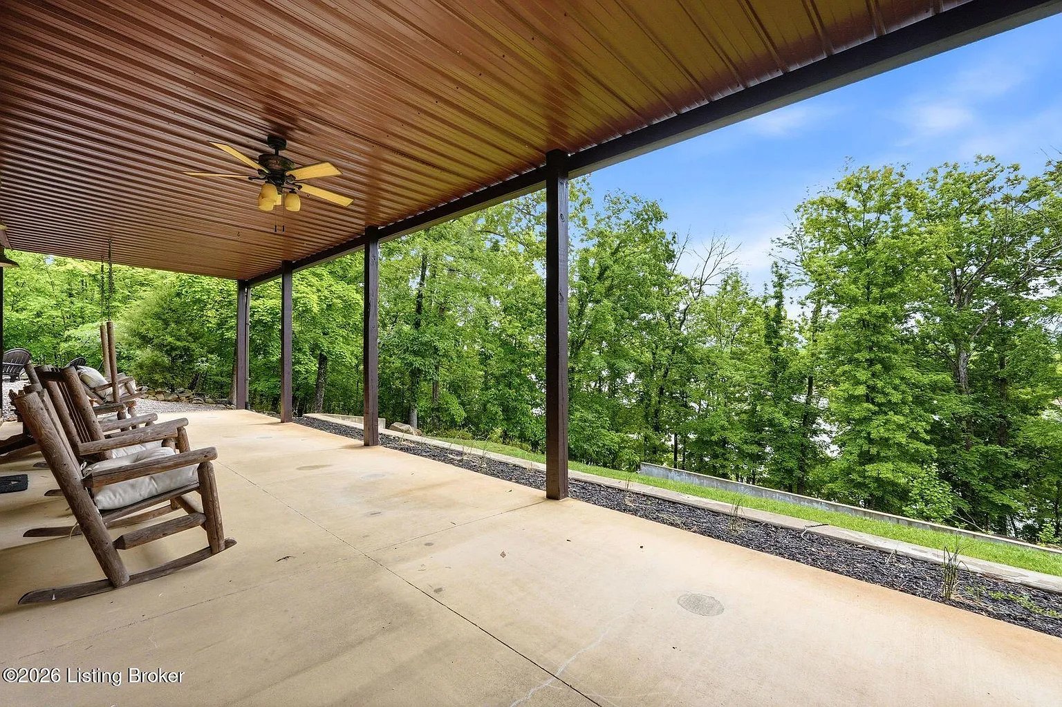 29 River Run Ln