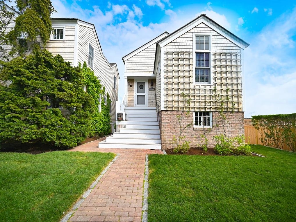 4 Morse St
