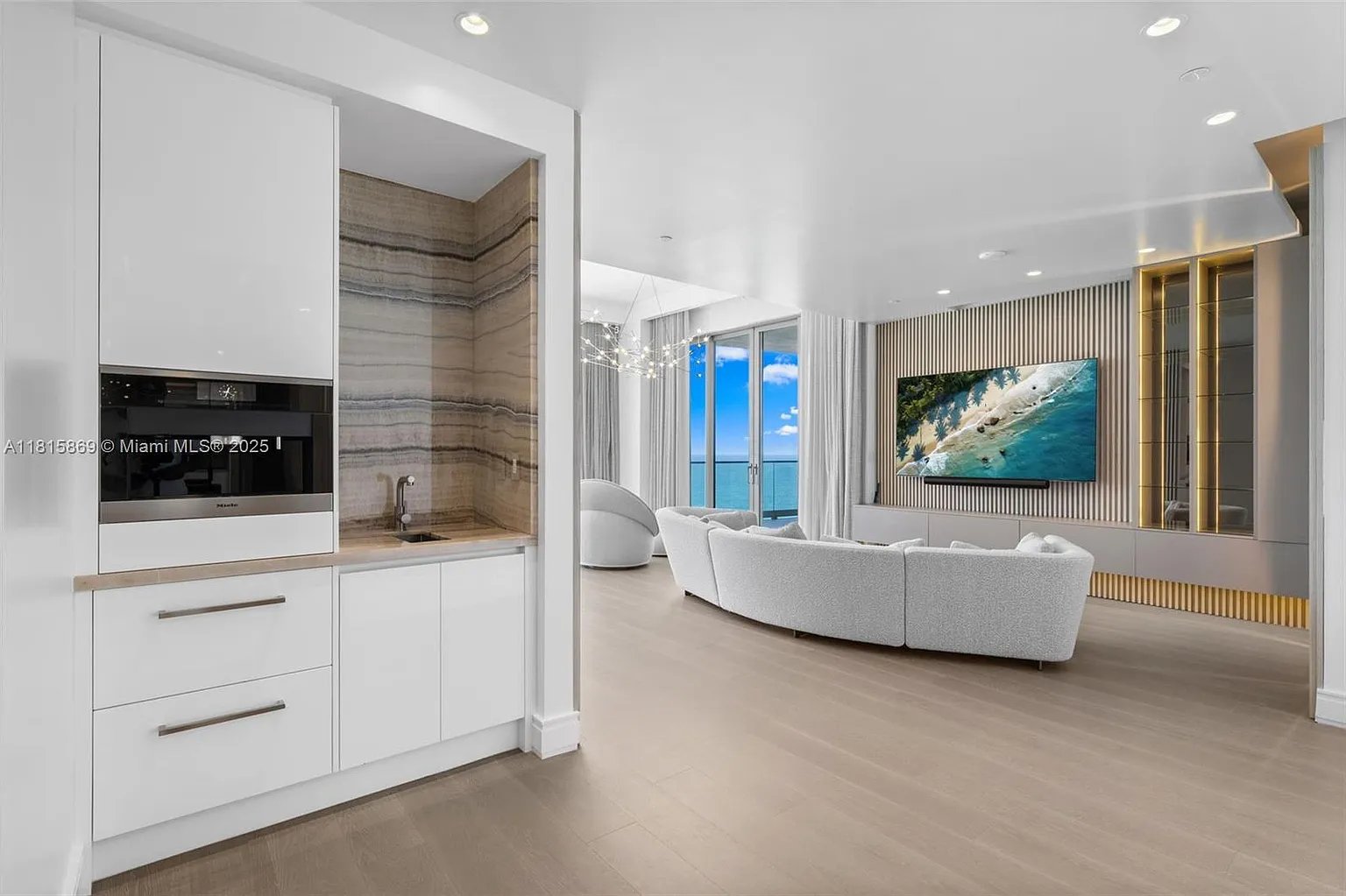17901 Collins Ave #1607