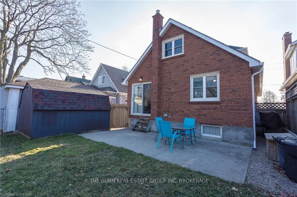22 Thomas Janes Dr