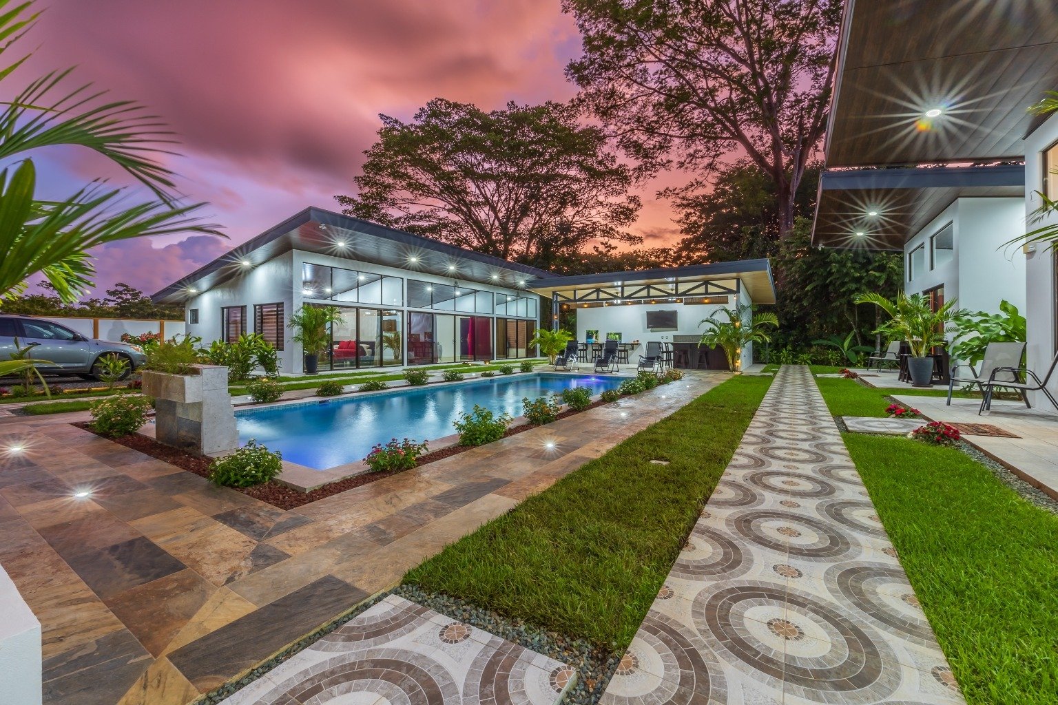 Incredible turnkey investment opportunity, 3 Rental villas, and a 2 Bedroom Home with a large pool.