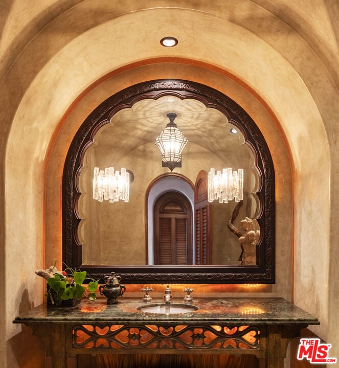 Monarch Heights, Westwanda Dr, 90210