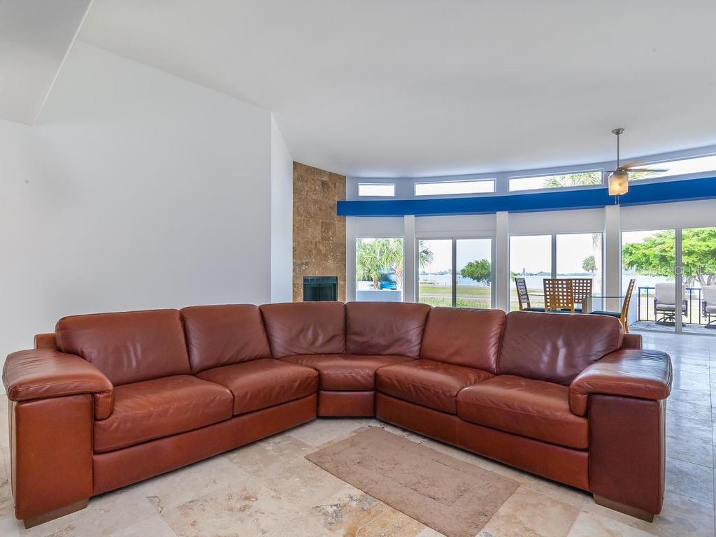 105 Seagull Ln