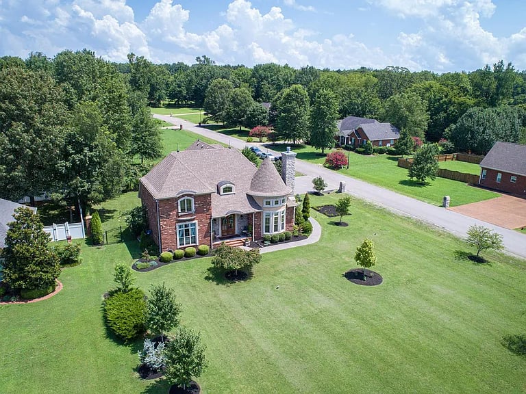 105 Rockingham Dr