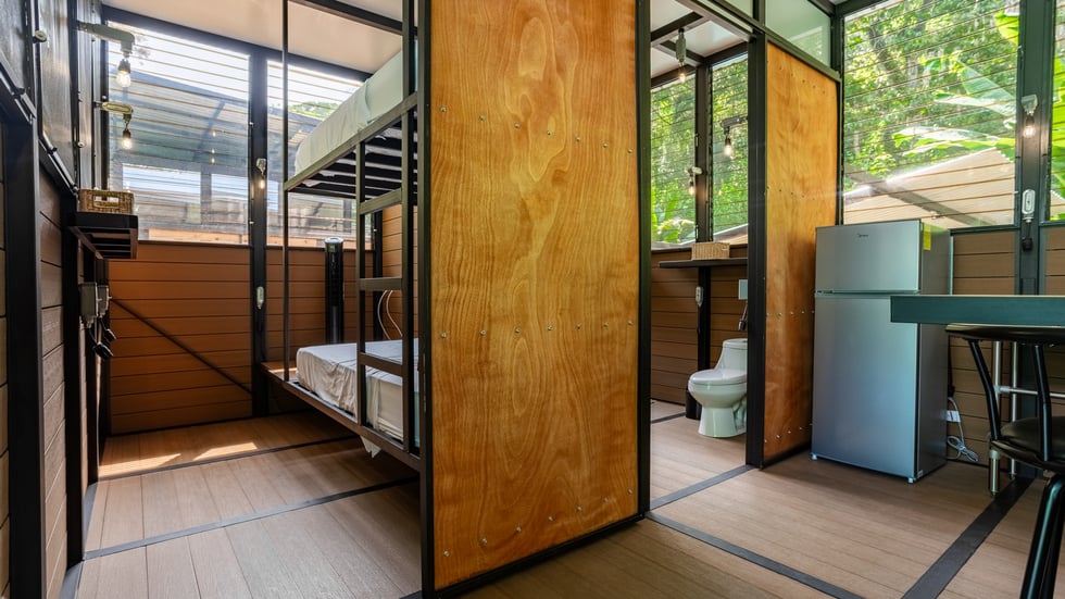 Riverfront Surf House in Playa Dominical Walk to the Beach