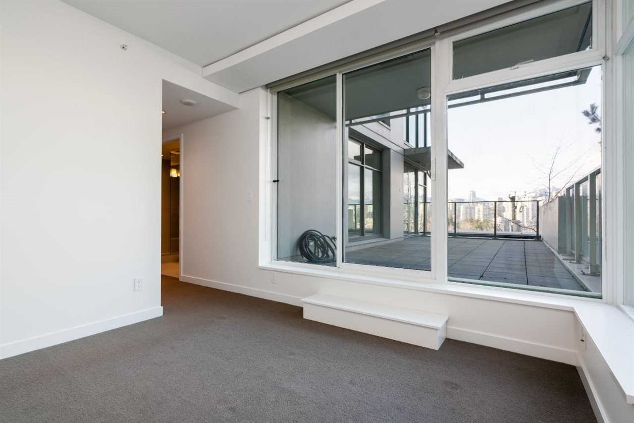 728 W 8th Ave, #502