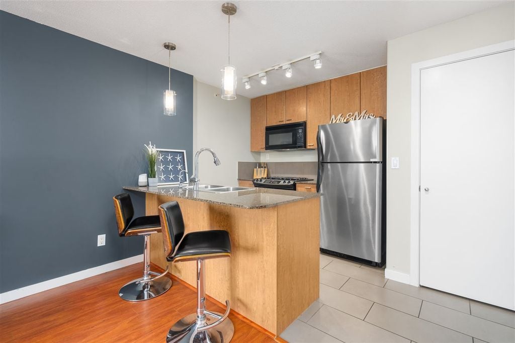 7063 Hall Ave, #1508