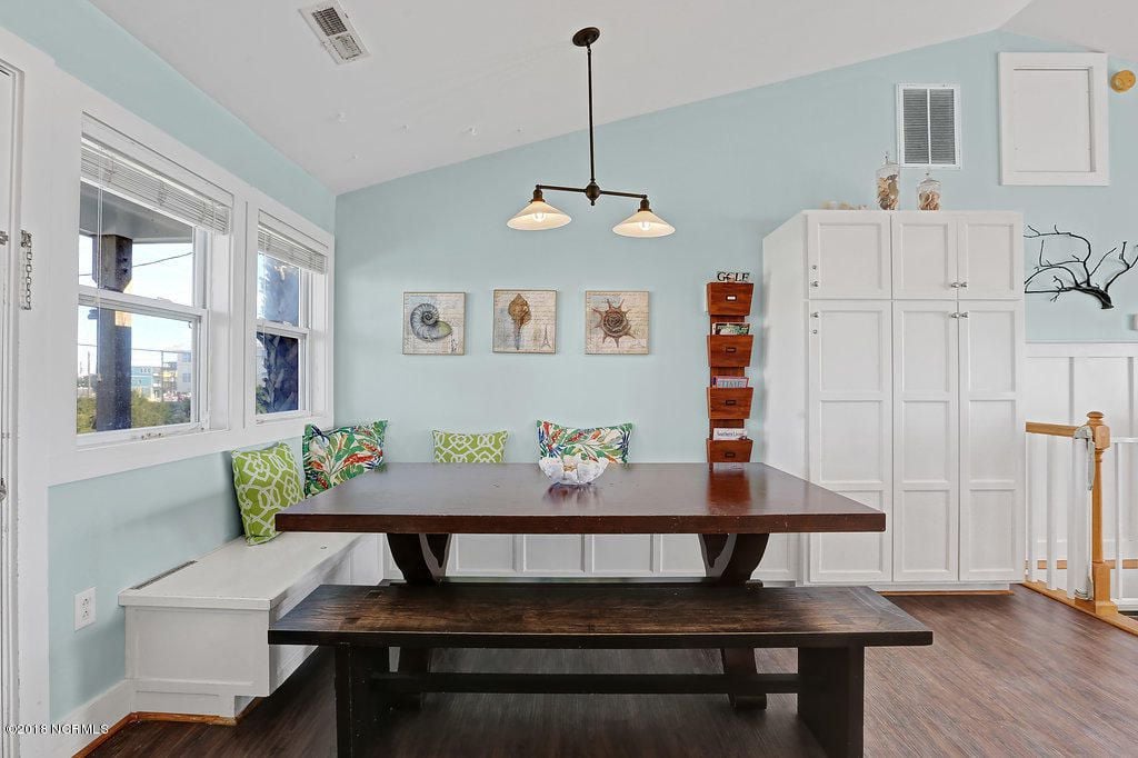 Ocean Front Home With Full Separate Apartment