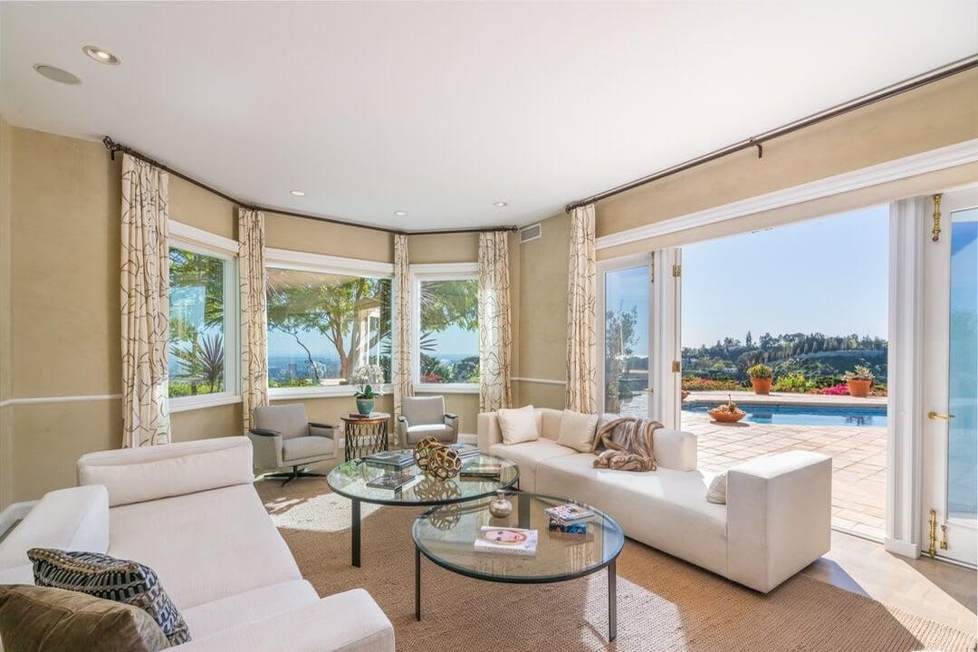 Villa Estate