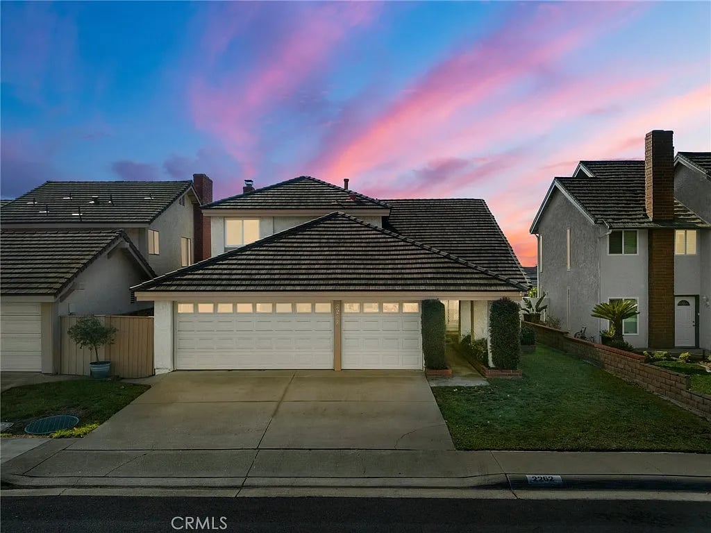 2262 Crestview Cir