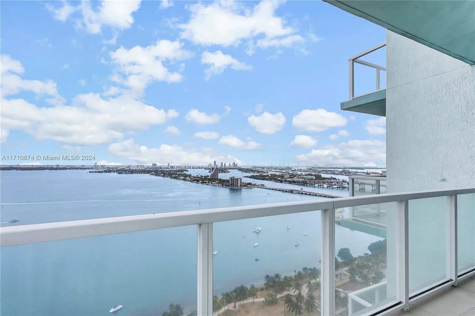 1900 N Bayshore Dr APT 2902