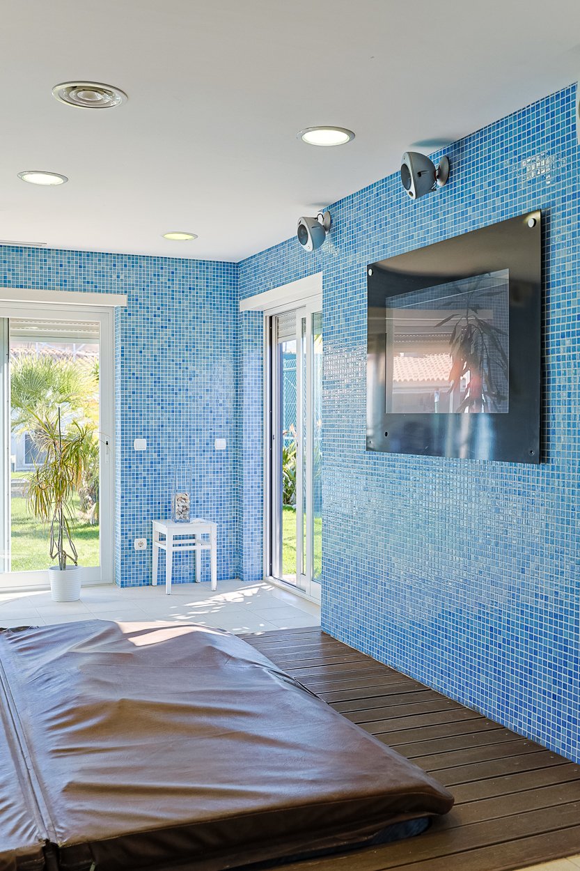 Exclusive 4,000 m² Estate in Azeitão with Tennis Court, Spa & Approved Development Project