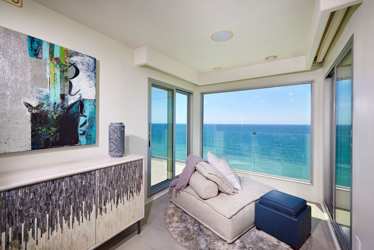 Encinitas Oceanfront Retreat