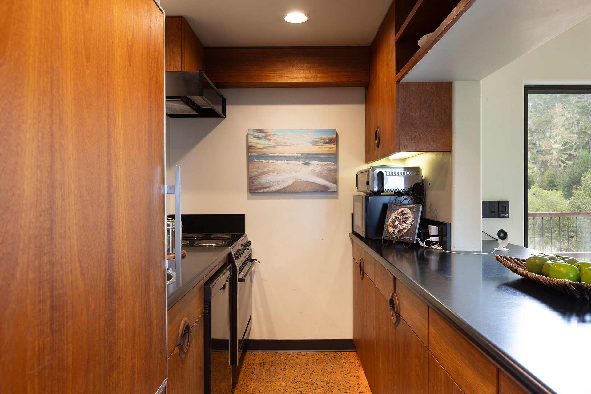 Carmel Bayview Retreat - 571 Viejo Rd