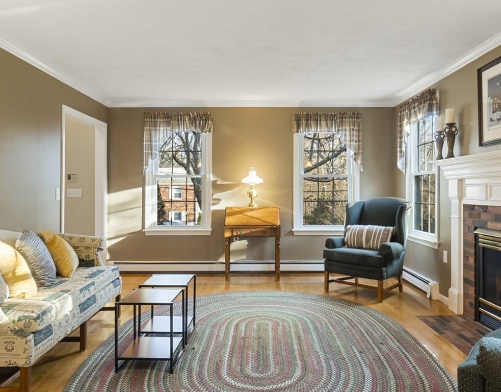 28 Stevin Dr