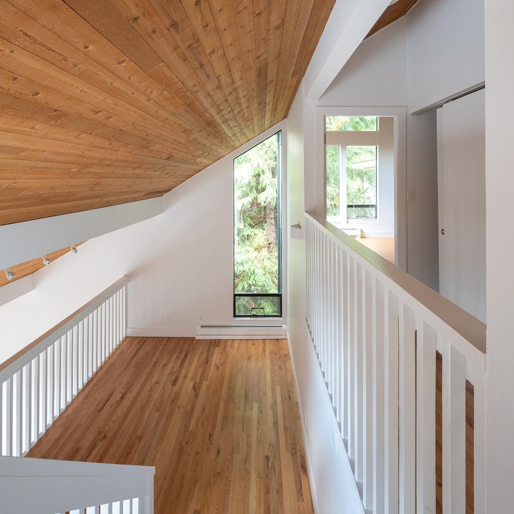 260 Stewart Rd
