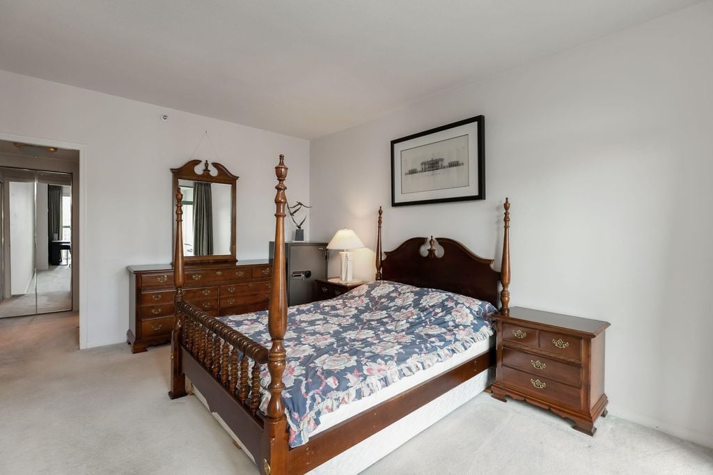 909 Burrard St, #2103