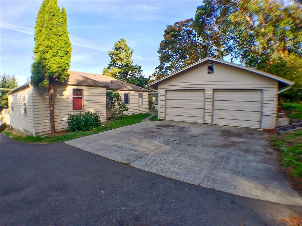 10834 25th Avenue SW