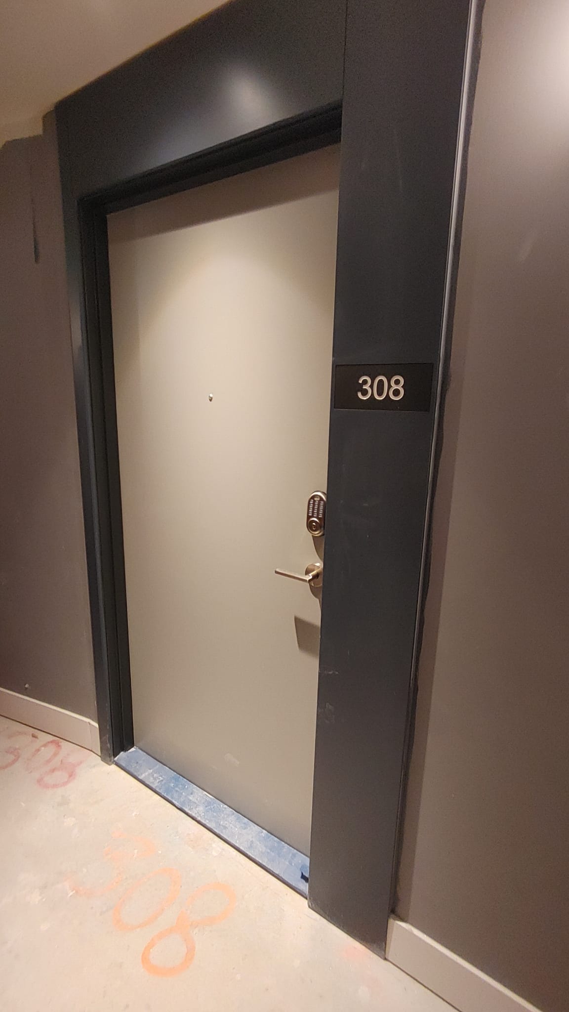 30 Upper Mall Way 308