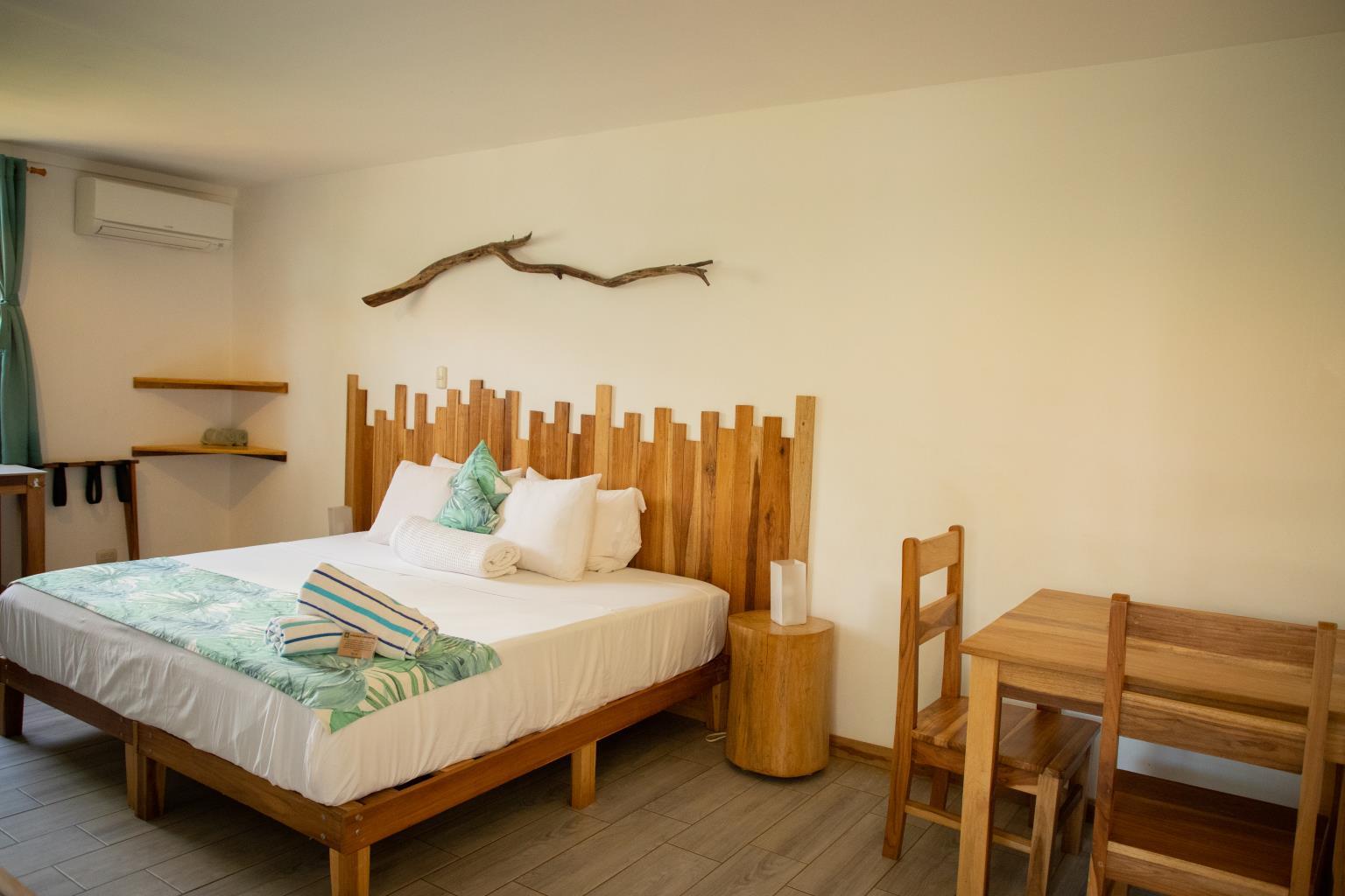 Drift Away Lodge | Near the Coast Hotel/Resort/Hostel For Sale in Playa Avellanas