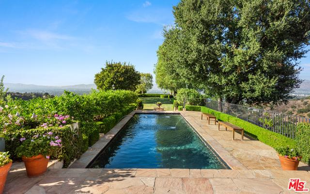13337 Mulholland DR
