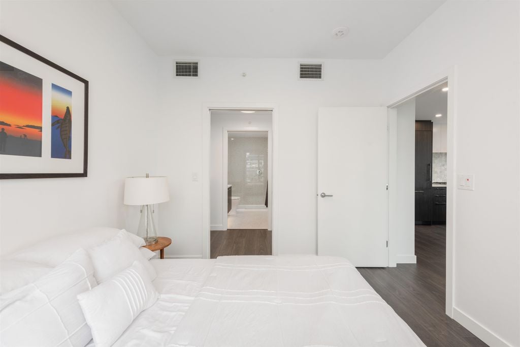 2425 Alpha Ave, #307