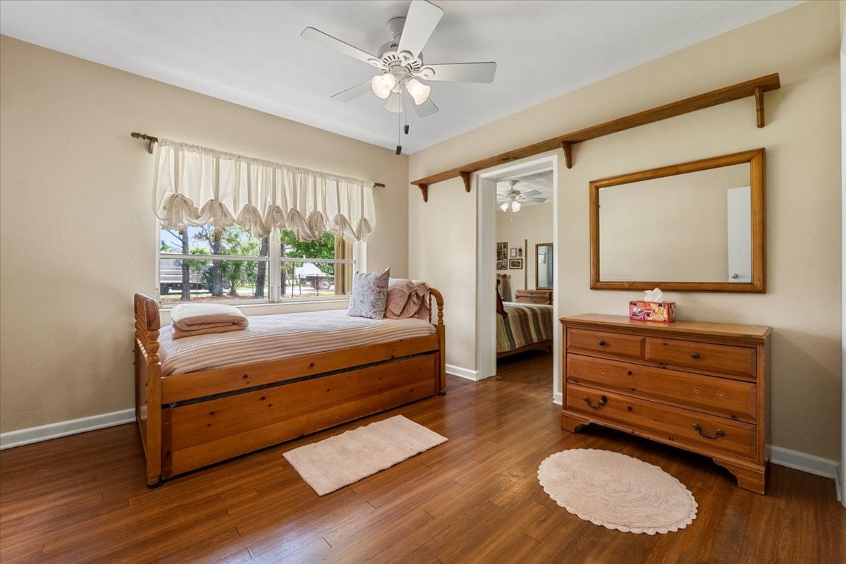 404 NE 11th Ave