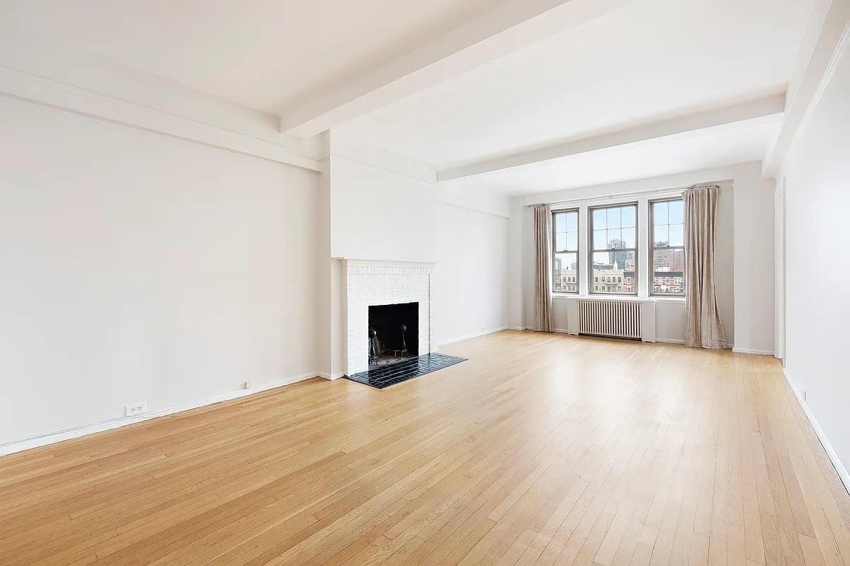 45 Christopher St, #8F