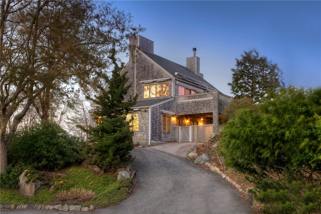1 Highland Pl