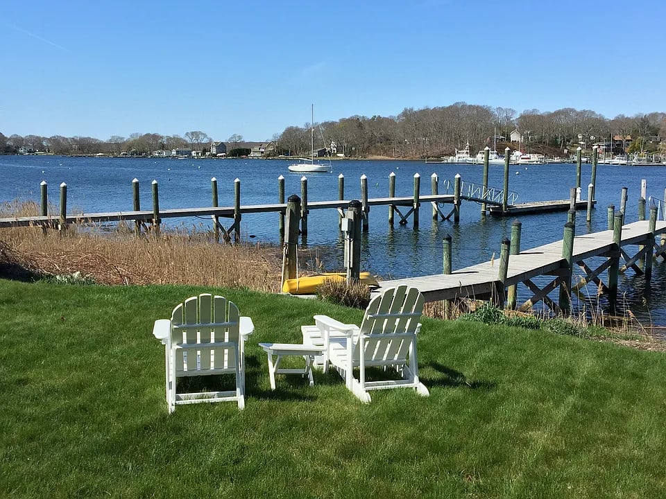 16 Gull Rd
