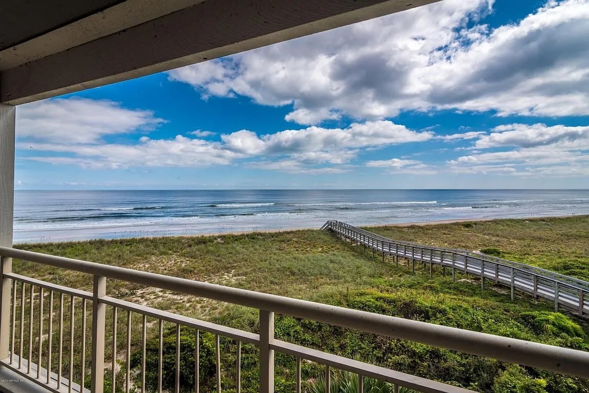 186 Sea Hammock Way