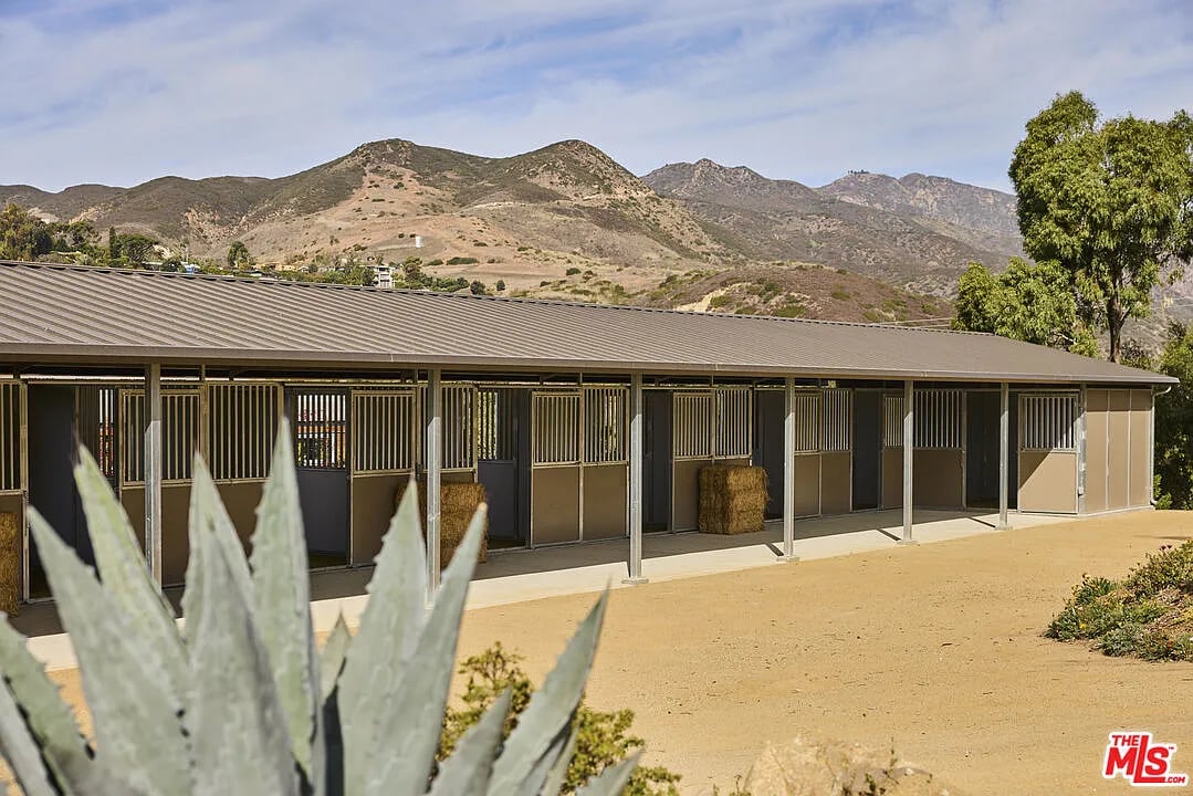 5924 Bonsall Dr