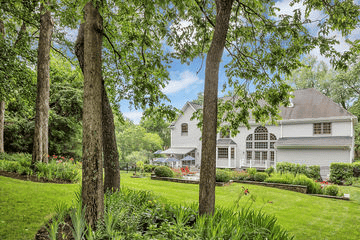 1129 Towlston Rd