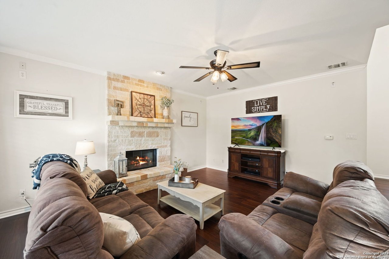 222 Coneflower Dr