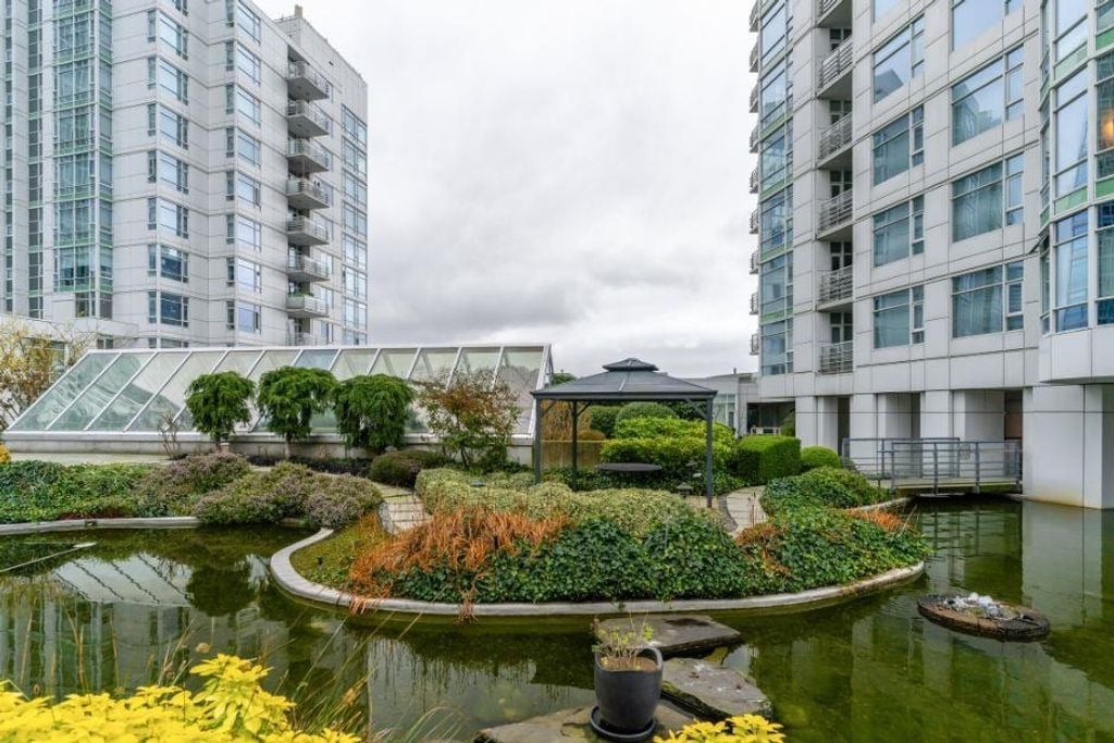 1199 Marinaside Cres, #1503