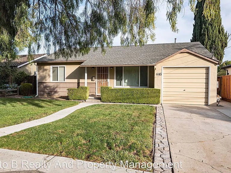 446 Kenmore Ave
