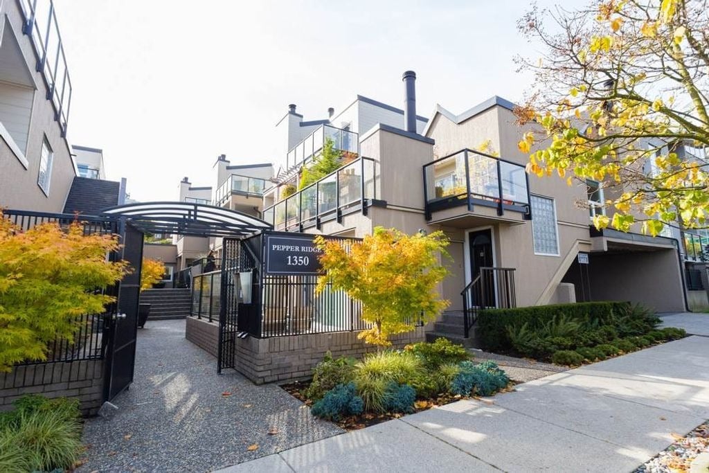 1350 W 6th Ave, #11