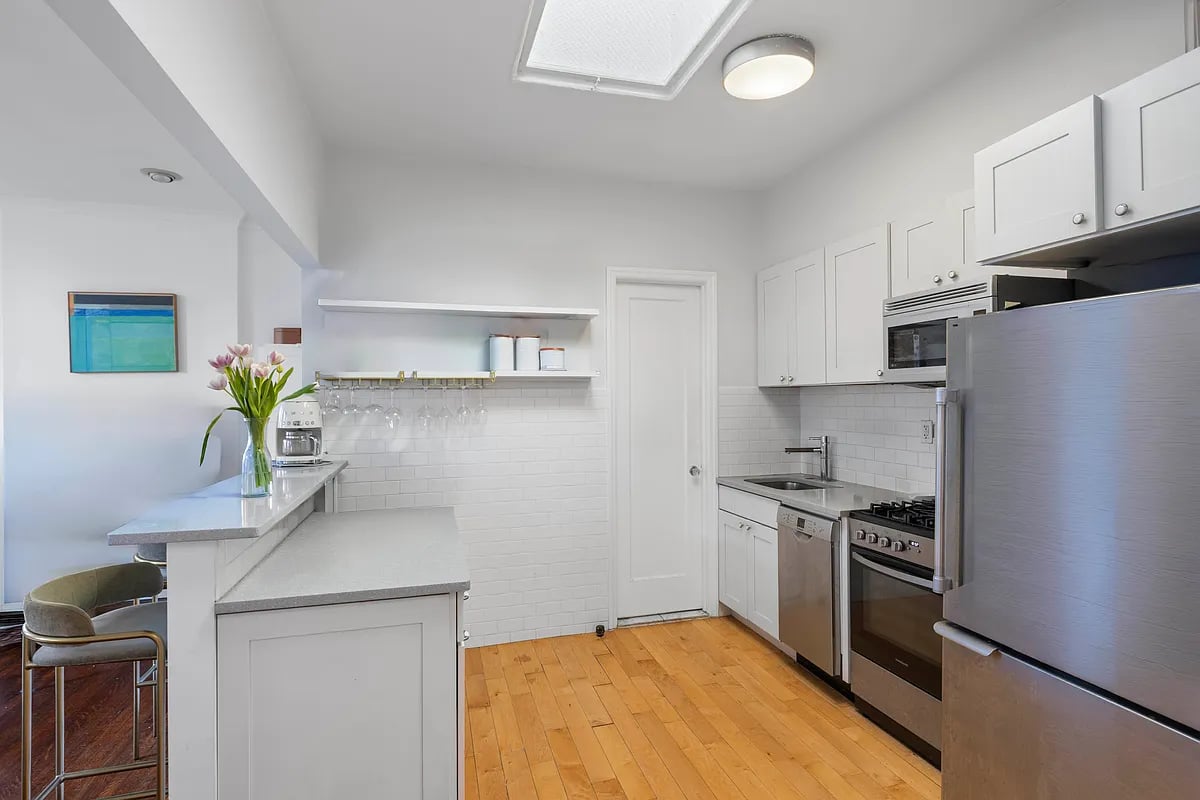 21 Monroe Place Unit: 5F