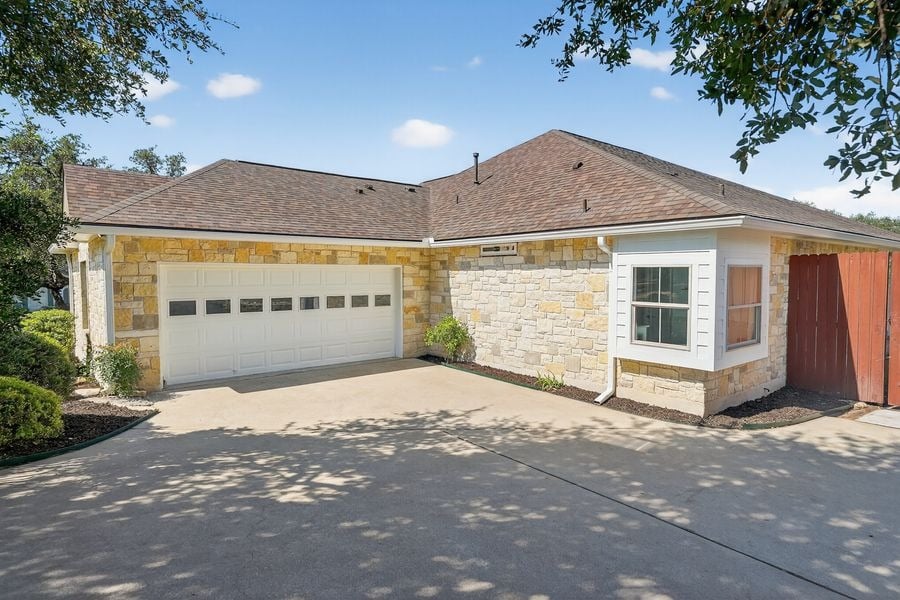 218 Ellebracht Drive