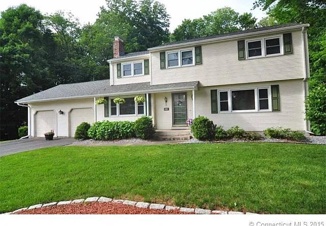 56 Hansom Hill Rd