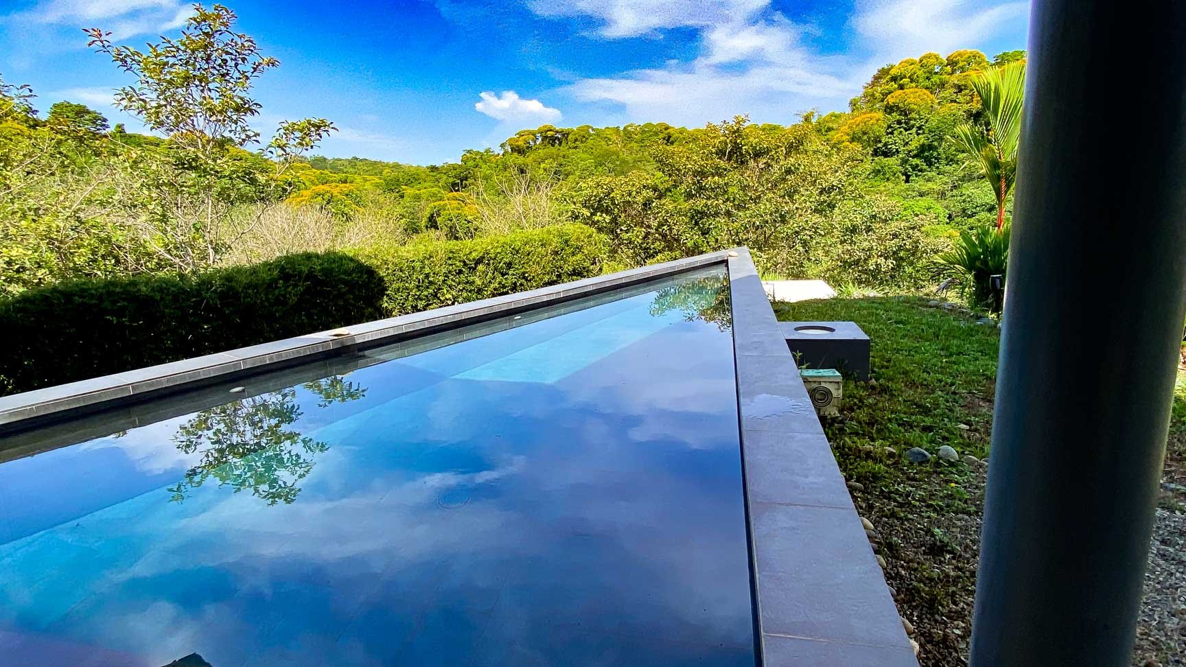 32-Acre Self-Sustainable Off-Grid Farm Near Ojochal with House, Solar Power & River