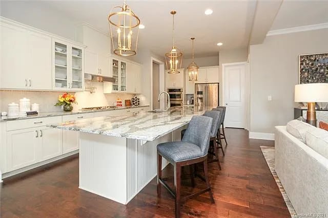 117 Eden Hollow Ln