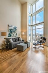699 John Street #719