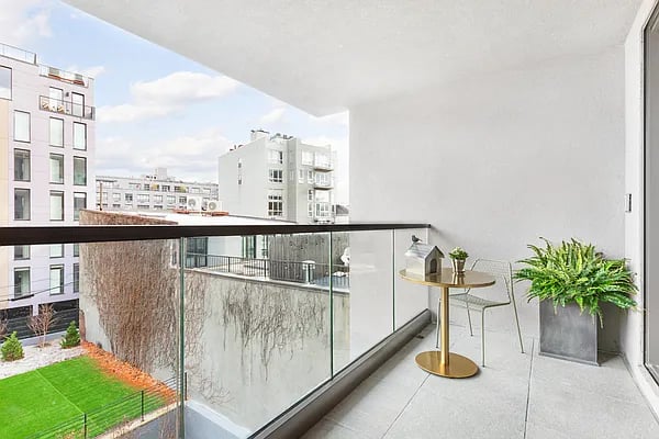 53 Grand Street Unit: 2