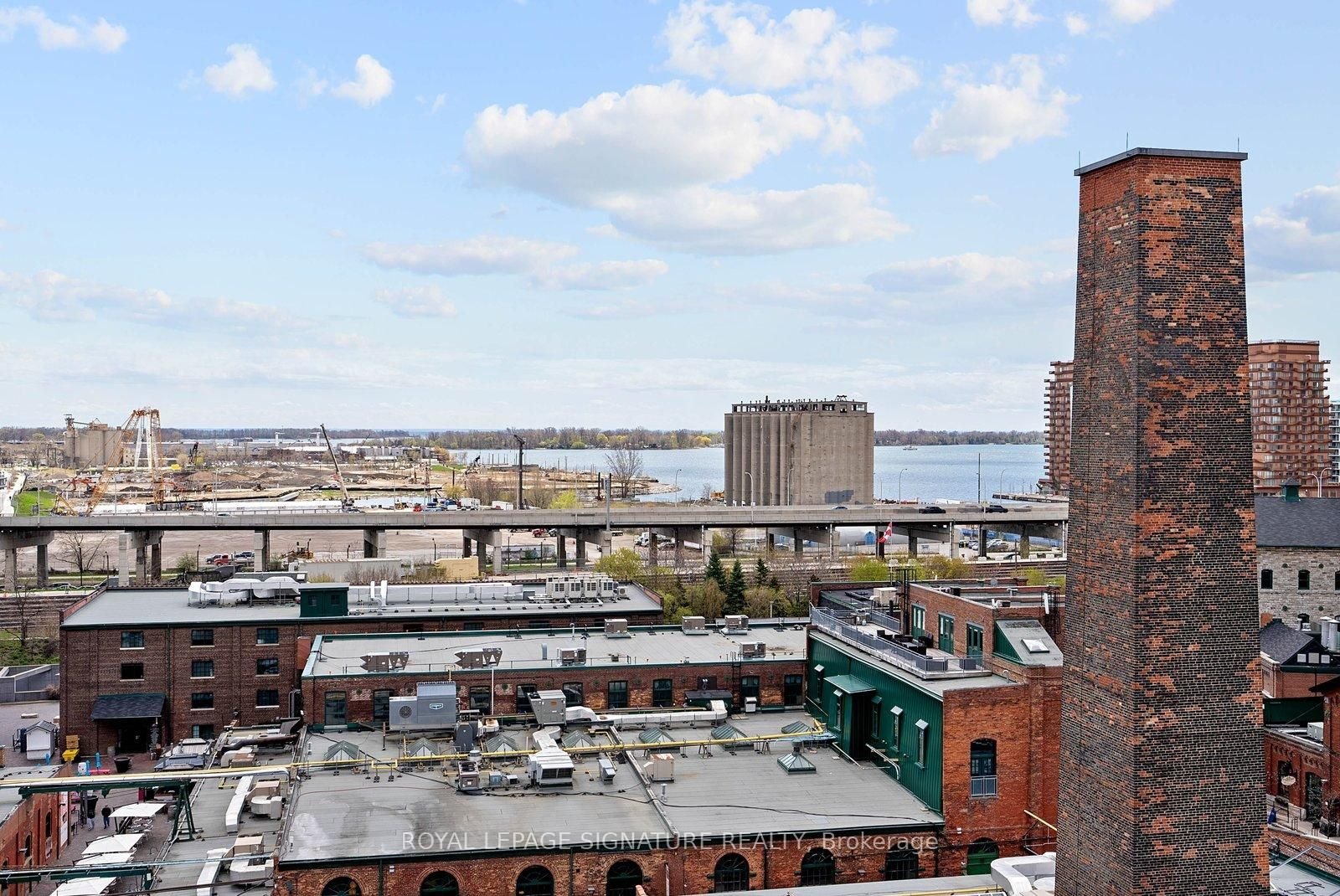 PENTHOUSE ON THE MILL